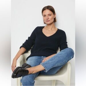 Marc O Polo v neck knitted relaxed cotton yarn sweater